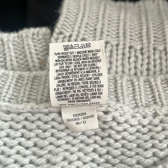 PINK by Victoria’s Secret Sweater - Picture 14 of 14